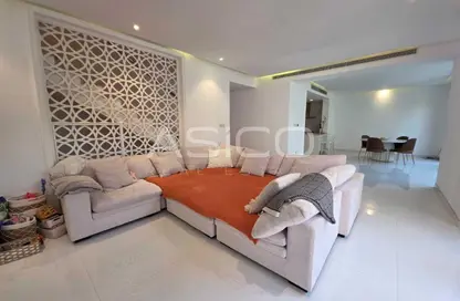 Villa - 4 Bedrooms - 5 Bathrooms for rent in Bloomingdale Townhouses - Bloomingdale - Dubai Sports City - Dubai