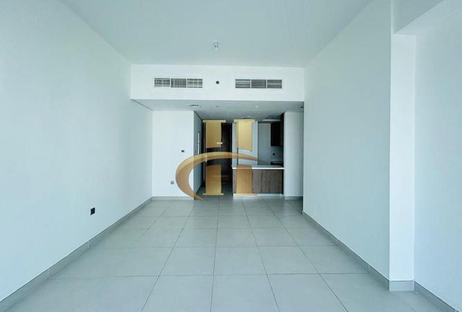 2bed plus maid’s- Prime location - Investor Deal