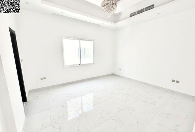 107293775 - Property Image 2