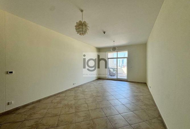 74233970 - Property Main Image