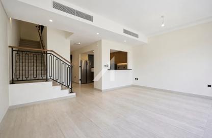 Townhouse - 4 - 4 for rent in Portofino - Damac Lagoons - Dubai