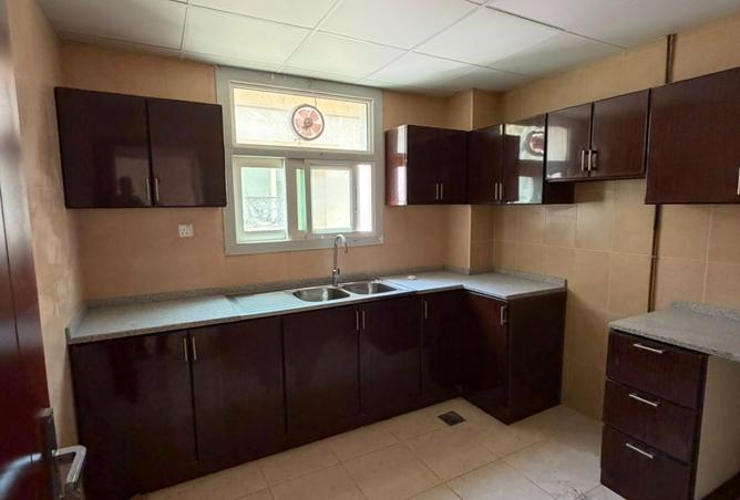 136090200 - Property Image 3
