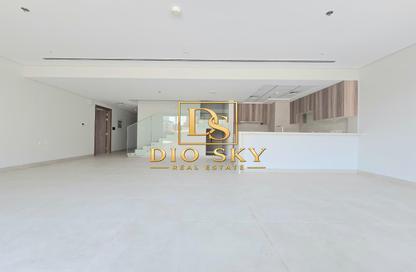 Apartment - 4 - 4 for rent in The Double - International City Phase 2 (Al Warsan 4) - Dubai Apartment - 4 - 4 for rent in The Double - International City Phase 2 (Al Warsan 4) - Dubai