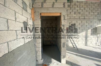 Shop - Studio for rent in Dubai Investment Park 1 (DIP 1) - Dubai Investment Park (DIP) - Dubai