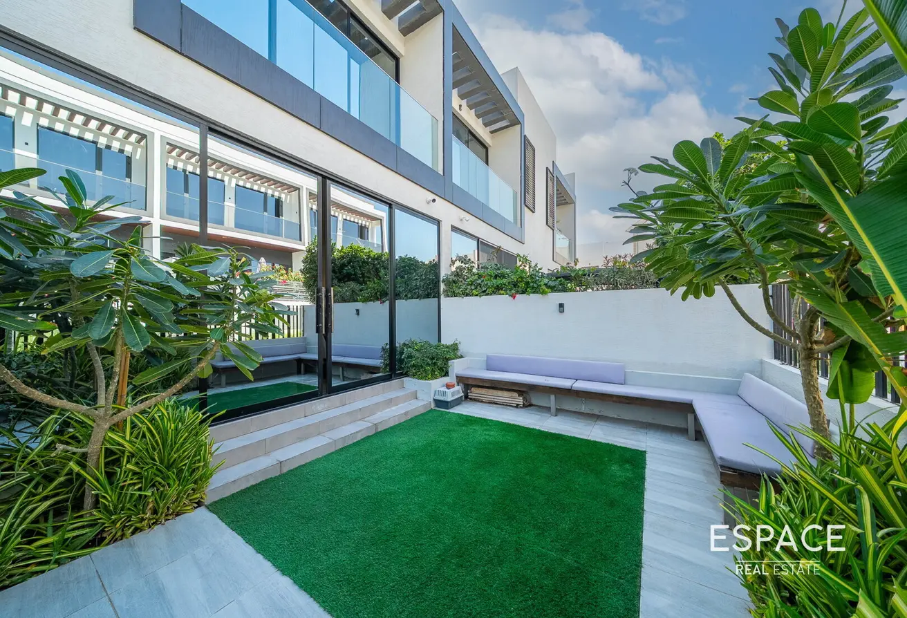 136997907 - Property Main Image