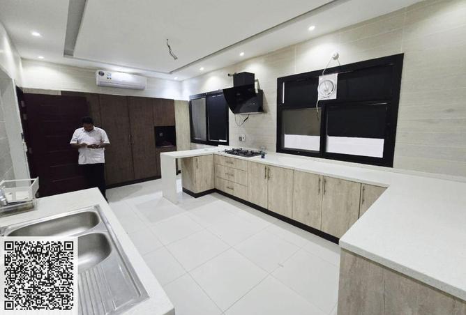 122461158 - Property Image 2