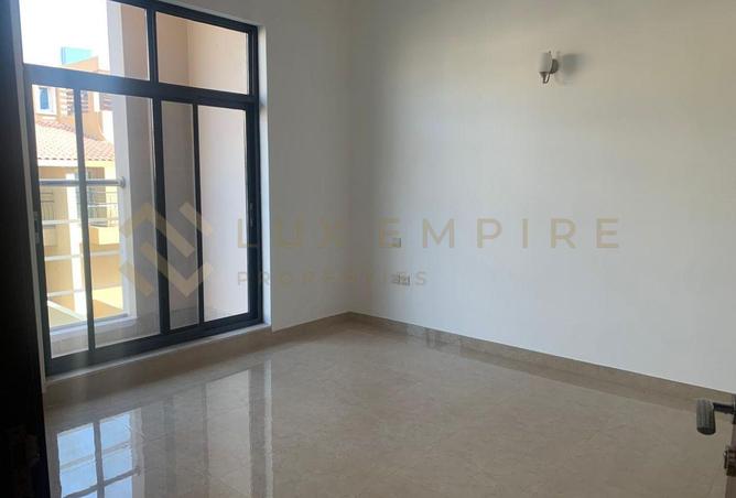 106402503 - Property Image 3