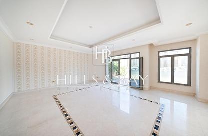 Villa - 5 Bedrooms - 6 Bathrooms for rent in Garden Homes Frond A - Garden Homes - Palm Jumeirah - Dubai