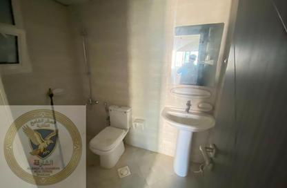 Apartment - Studio - 1 Bathroom for rent in Al Butina 9 Building - Al Butina - Sharjah Apartment - Studio - 1 Bathroom for rent in Al Butina 9 Building - Al Butina - Sharjah