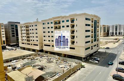 Apartment - 3 Bedrooms - 3 Bathrooms for rent in Muwaileh Commercial - Sharjah