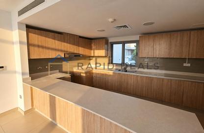 Apartment - 3 - 5 for rent in The Pulse Townhouses Cluster 15 - The Pulse Townhouses - The Pulse - Residential District - Dubai South (Dubai World Central) - Dubai