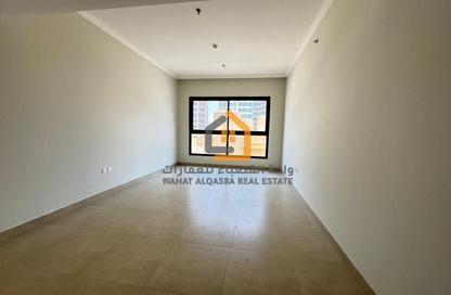 Apartment - 2 Bedrooms - 3 Bathrooms for rent in Al Khan 9 building - Al Khan - Sharjah