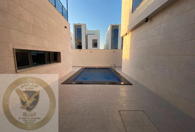 98239768 - Property Image 3