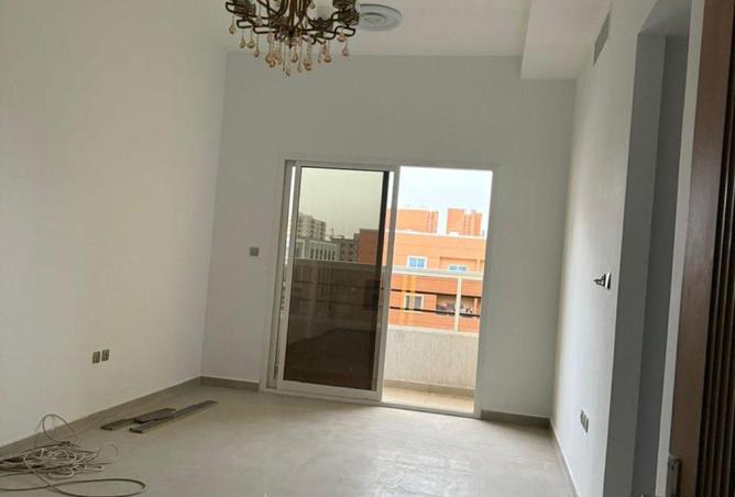 69890401 - Property Image 3