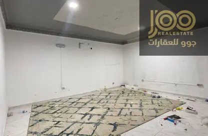 Warehouse - Studio - 1 Bathroom for rent in Umm Al Thuoob - Umm Al Quwain