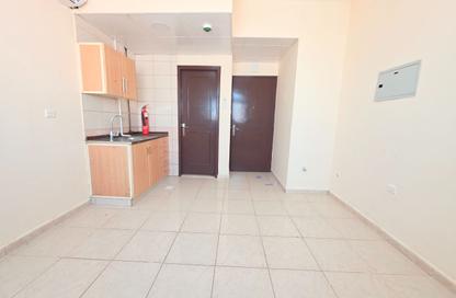 Apartment - Studio - 1 for rent in Al Shamsi 1 - Muwaileh Commercial - Sharjah