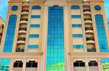 Whole Building - 3 Bedrooms - 2 Bathrooms for rent in Muwailih Building - Muwaileh - Sharjah