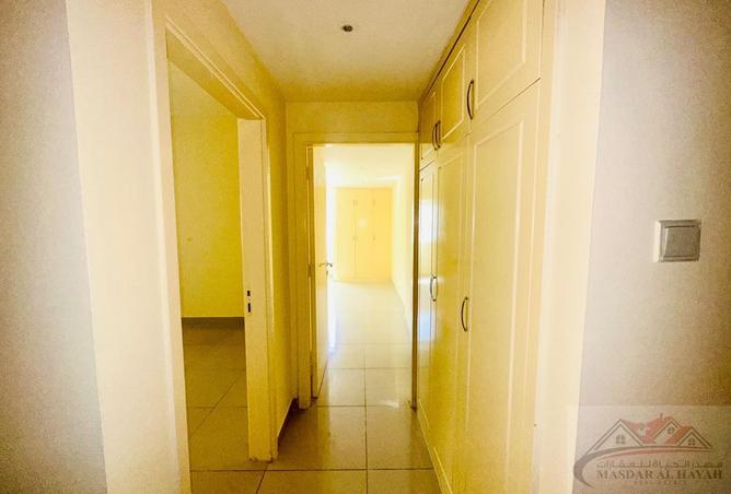 78209345 - Property Image 3