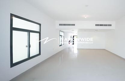 Villa - 4 - 5 for sale in Al Dana Villas - Sharm - Fujairah