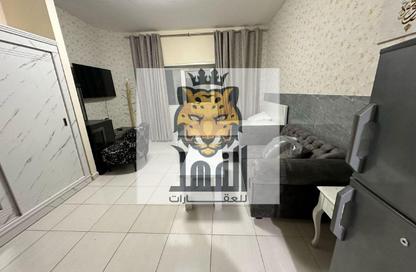 Apartment - Studio - 1 for rent in Corniche Tower - Ajman Corniche Road - Ajman Apartment - Studio - 1 for rent in Corniche Tower - Ajman Corniche Road - Ajman