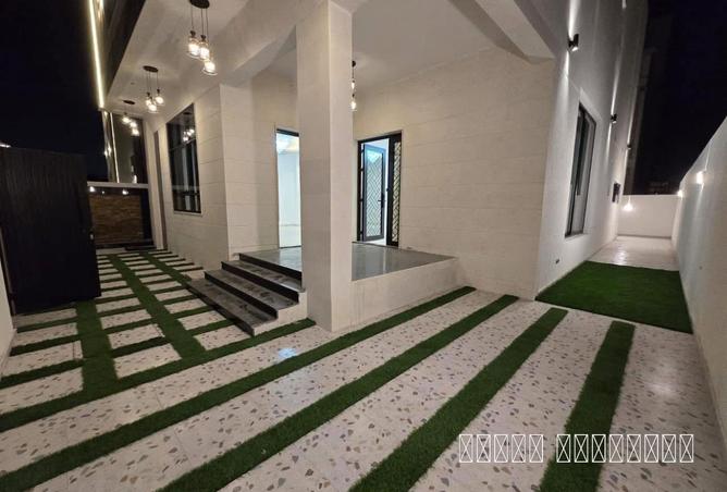 80273642 - Property Image 3