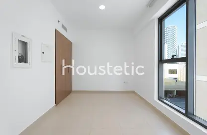 شقة - 1 حمام للايجار في حديقة المعيشة 2 - منطقة 14 - قرية جميرا الدائرية - دبي