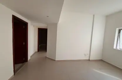 Apartment - 1 Bedroom - 1 Bathroom for rent in Al Khan Lagoon Tower - Al Khan Lagoon - Al Khan - Sharjah