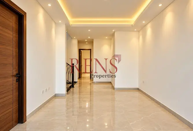162805943 - Property Image 3