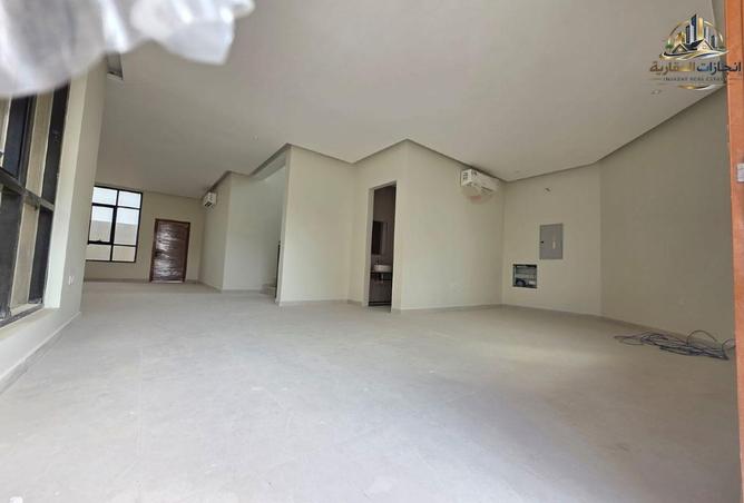 80254485 - Property Image 2