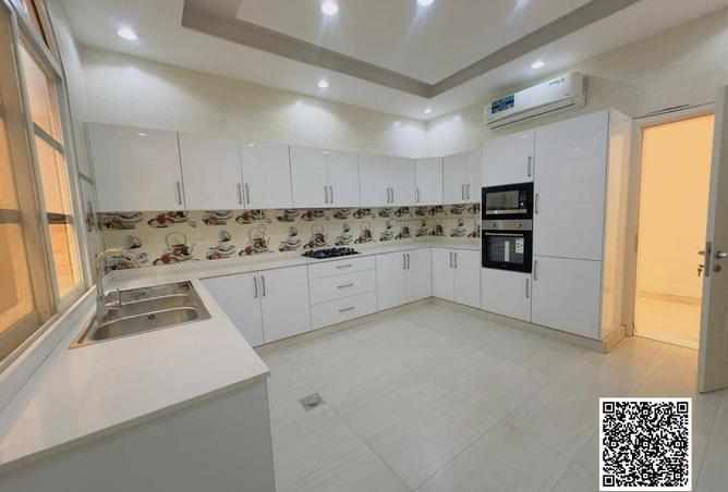 136118831 - Property Image 3