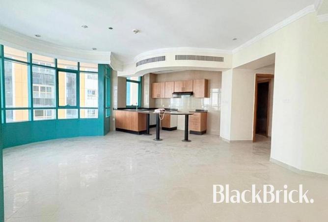 94000827 - Property Image 2