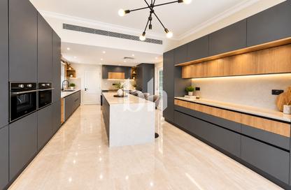 Villa - 5 - 5 for rent in Meadows 2 - Meadows - Dubai Villa - 5 - 5 for rent in Meadows 2 - Meadows - Dubai