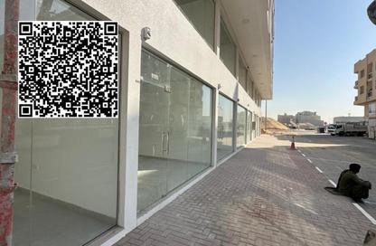 عمارة بالكامل - استوديو - 8 حمامات للبيع في الجرف الصناعية 2 - الجرف الصناعية - عجمان