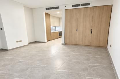 Apartment - Studio - 1 for rent in Peninsula Two - Peninsula - Business Bay - Dubai