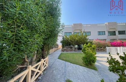 Villa - 4 - 5 for rent in Jumeirah 1 Villas - Jumeirah 1 - Jumeirah - Dubai Villa - 4 - 5 for rent in Jumeirah 1 Villas - Jumeirah 1 - Jumeirah - Dubai