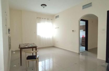 Apartment - 1 Bedroom - 2 Bathrooms for rent in Al Taawoon Tower 1 - Al Taawoon Towers - Al Khan - Sharjah