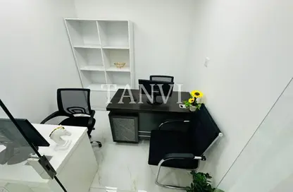 Office Space - 1 Bedroom - 1 Bathroom for rent in Reem Residency - Al Karama - Dubai