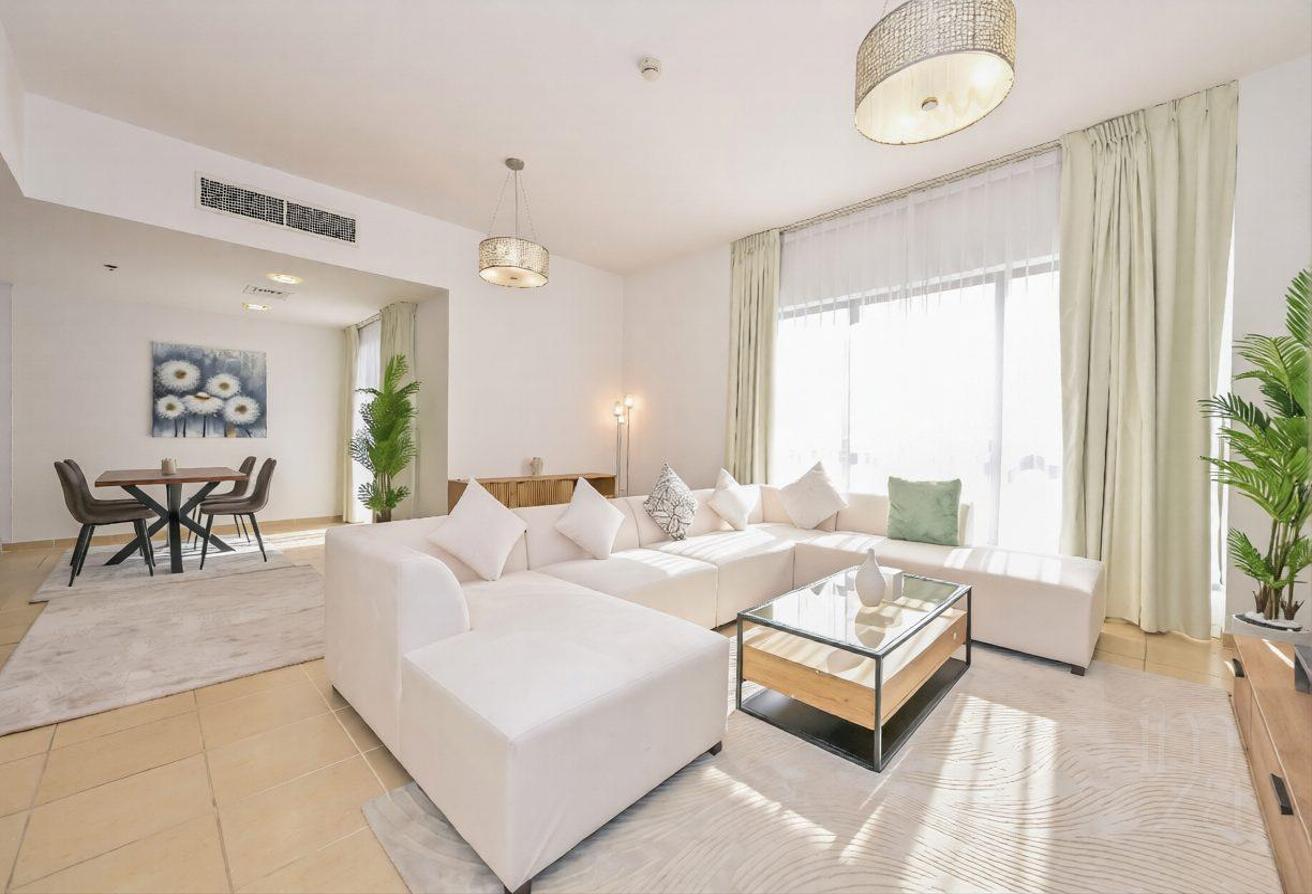 Renovated | Furnished | Marina View photo 2