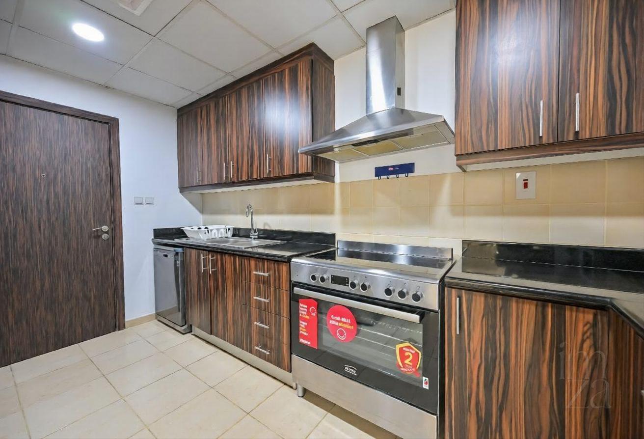 Renovated | Furnished | Marina View photo 9