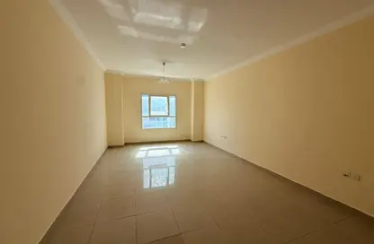 Apartment - 2 Bedrooms - 2 Bathrooms for rent in Qasimia 10 building - Al Mahatta - Al Qasimia - Sharjah