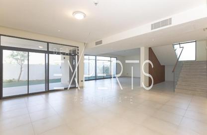 Villa - 4 - 7 for rent in West Yas - Yas Island - Abu Dhabi