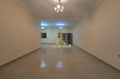 شقة - 3 غرف نوم - 4 حمامات للايجار في شارع 64 ​ - النهدة - الشارقة