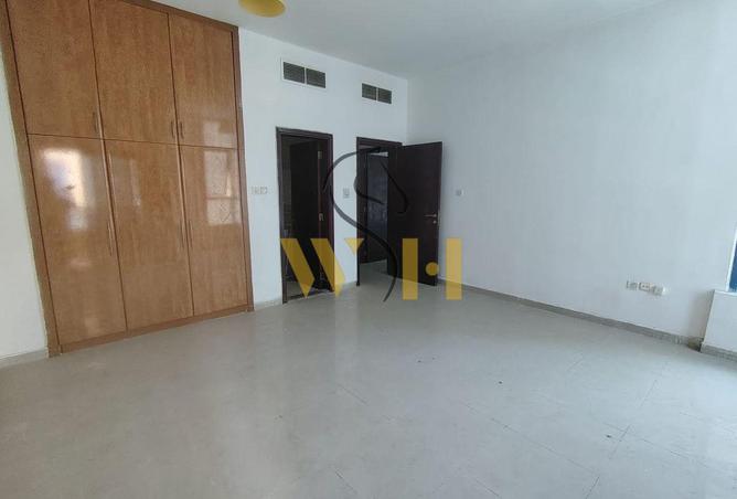 128366578 - Property Image 3