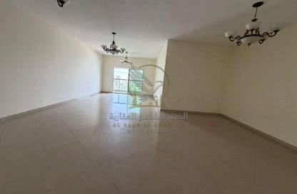 Apartment - 3 - 4 for rent in Al Majaz 3 - Al Majaz - Sharjah