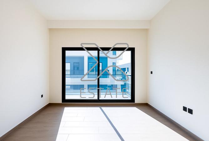 70292637 - صورة العقار 2