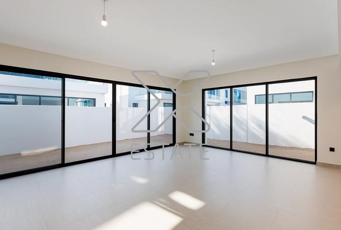 70292637 - صورة العقار 3