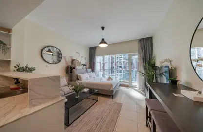 Apartment - Studio - 1 Bathroom for rent in Burj Al Nujoom - Downtown Dubai - Dubai