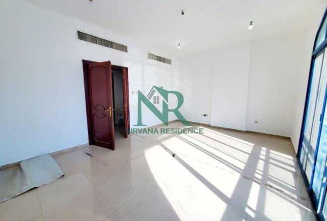 54948661 - Property Main Image