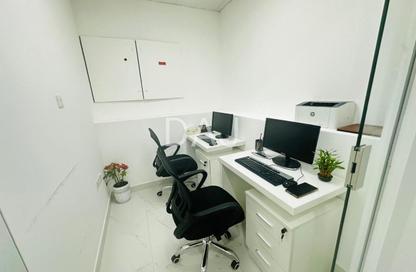 Office Space - Studio - 1 Bathroom for rent in Reem Residency - Al Karama - Dubai