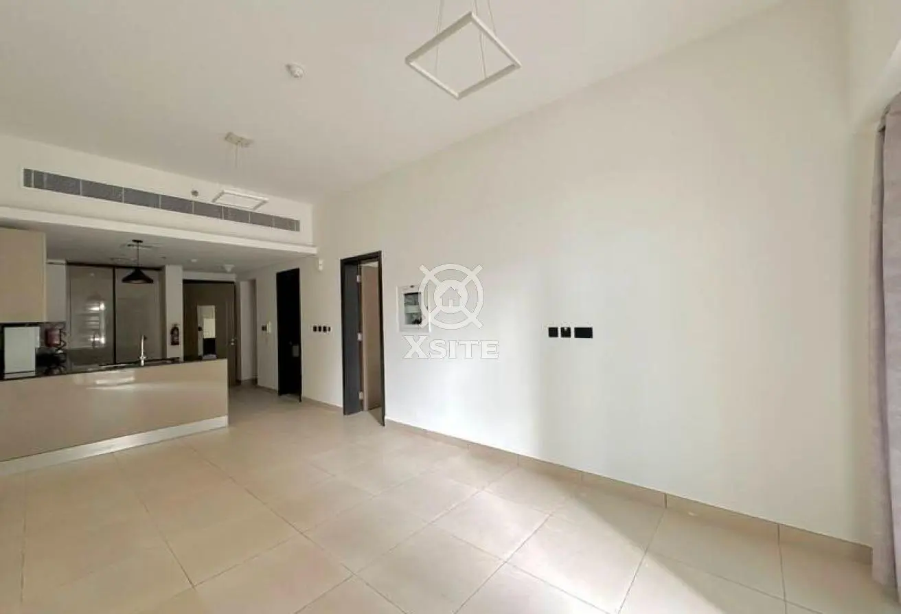 135642404 - Property Main Image